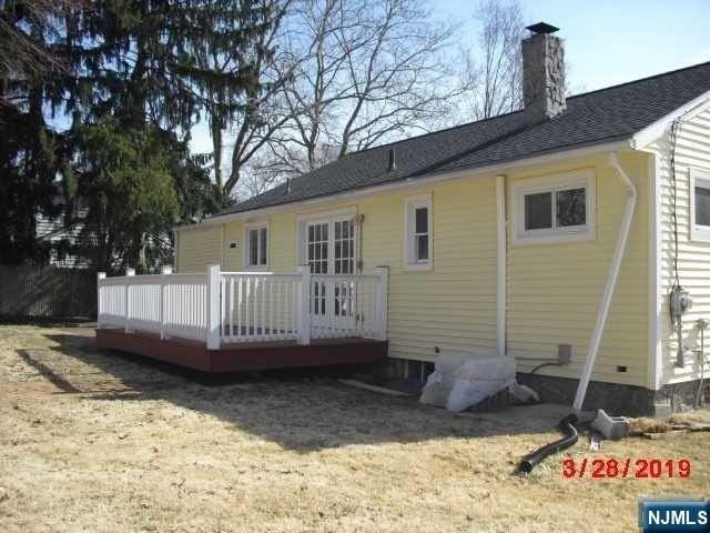 17 Amelia Dr - Photo 3 of 15