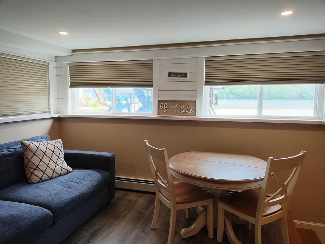 208 W Shore Rd #5 - Photo 4 of 20