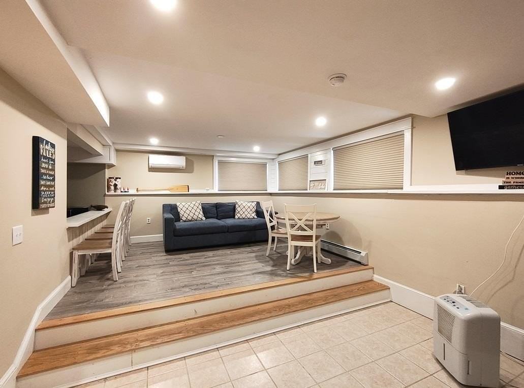 208 W Shore Rd #5 - Photo 6 of 20