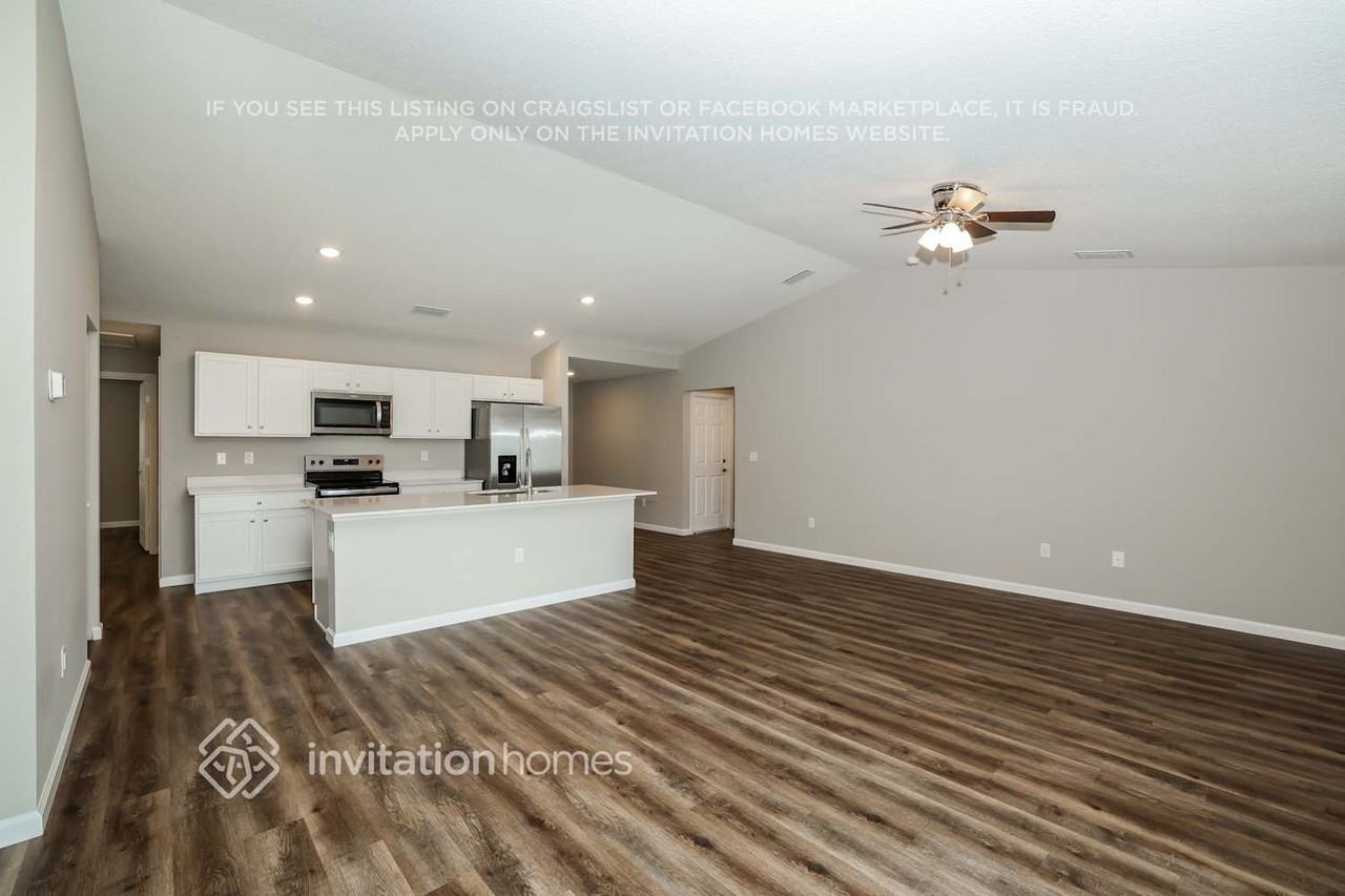 3851 Southwest Janiga Street - Photo 6 of 17