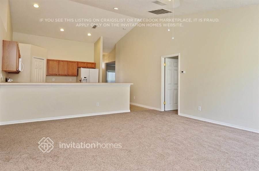 656 Hatchwood Drive - Photo 3 of 18