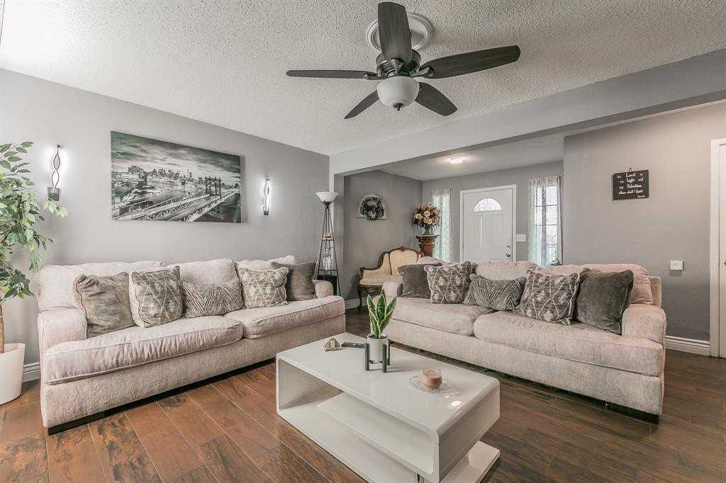 4535 Alamosa St - Photo 4 of 32