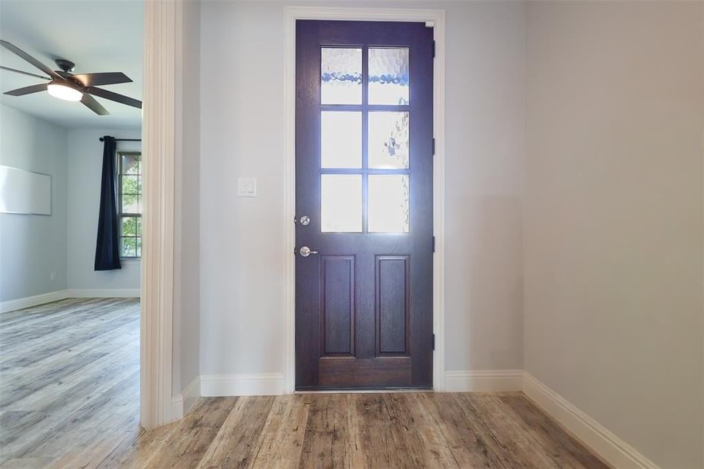 317 Monument Hill Dr - Photo 2 of 33