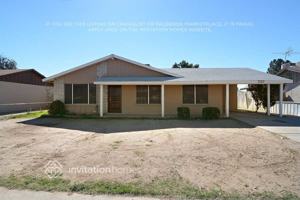 featured image of 7727 W Reade Ave