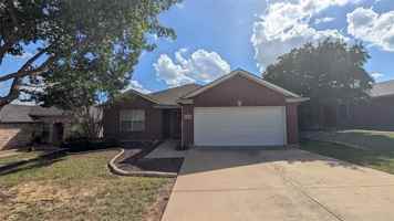 featured image of 3800 Verde Dr