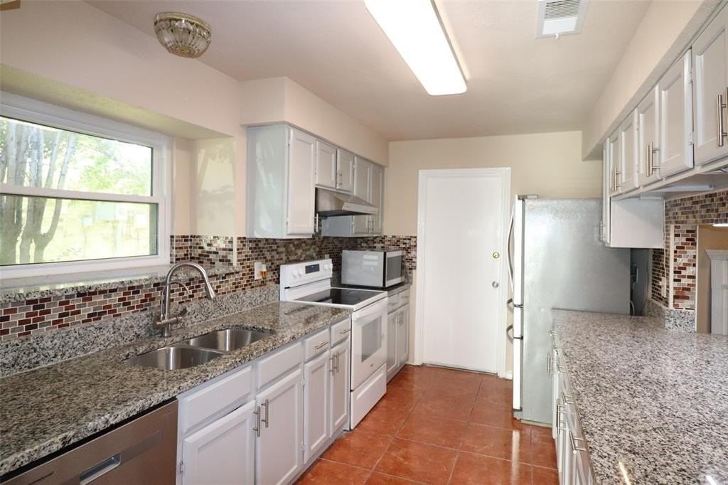 201 Bellwood Dr - Photo 7 of 33