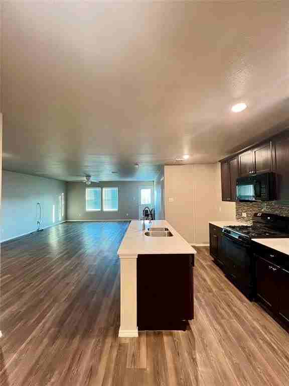 1515 Fields View Dr - Photo 3 of 16