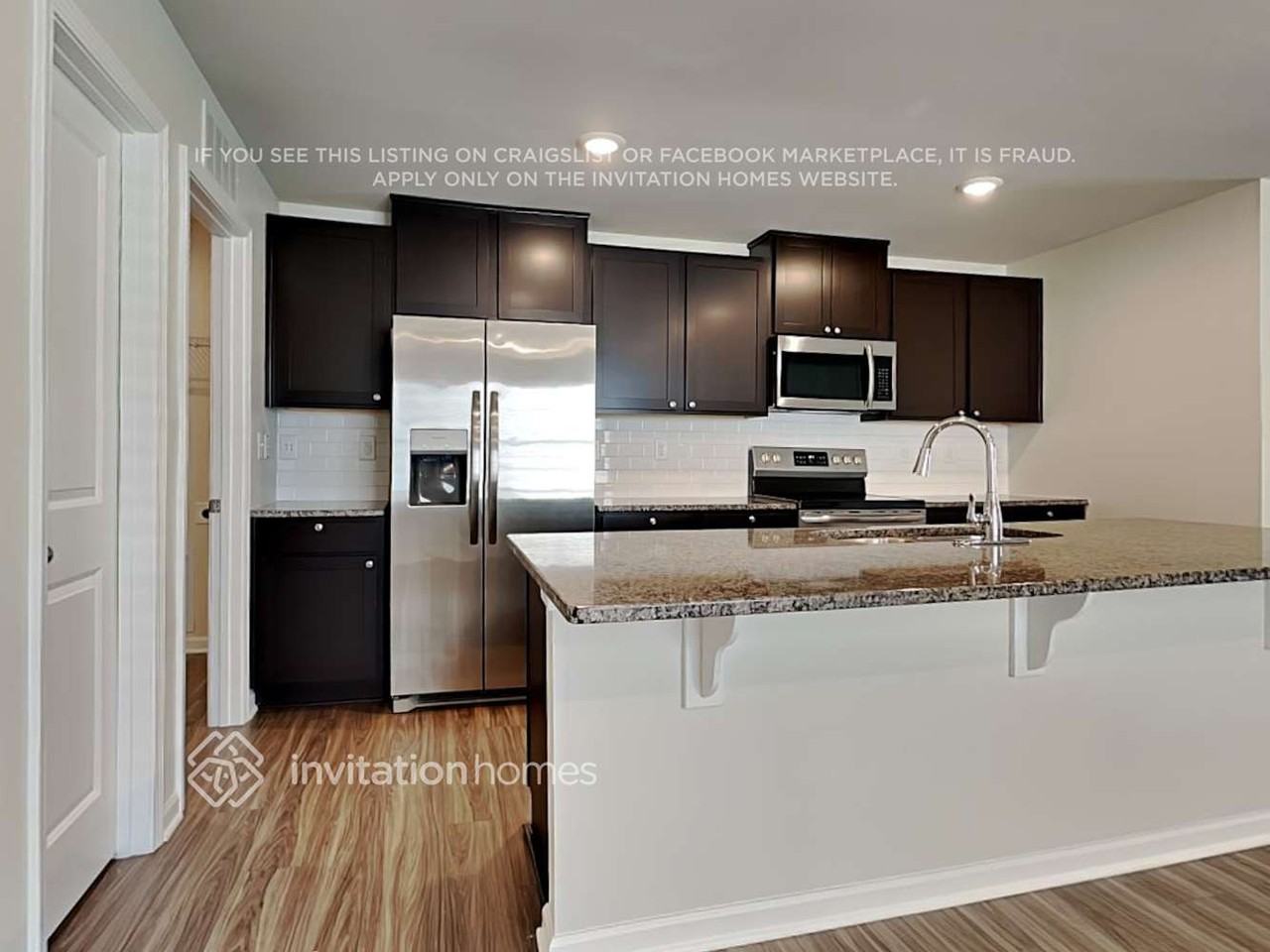 7208 Olive Coast St - Photo 7 of 19