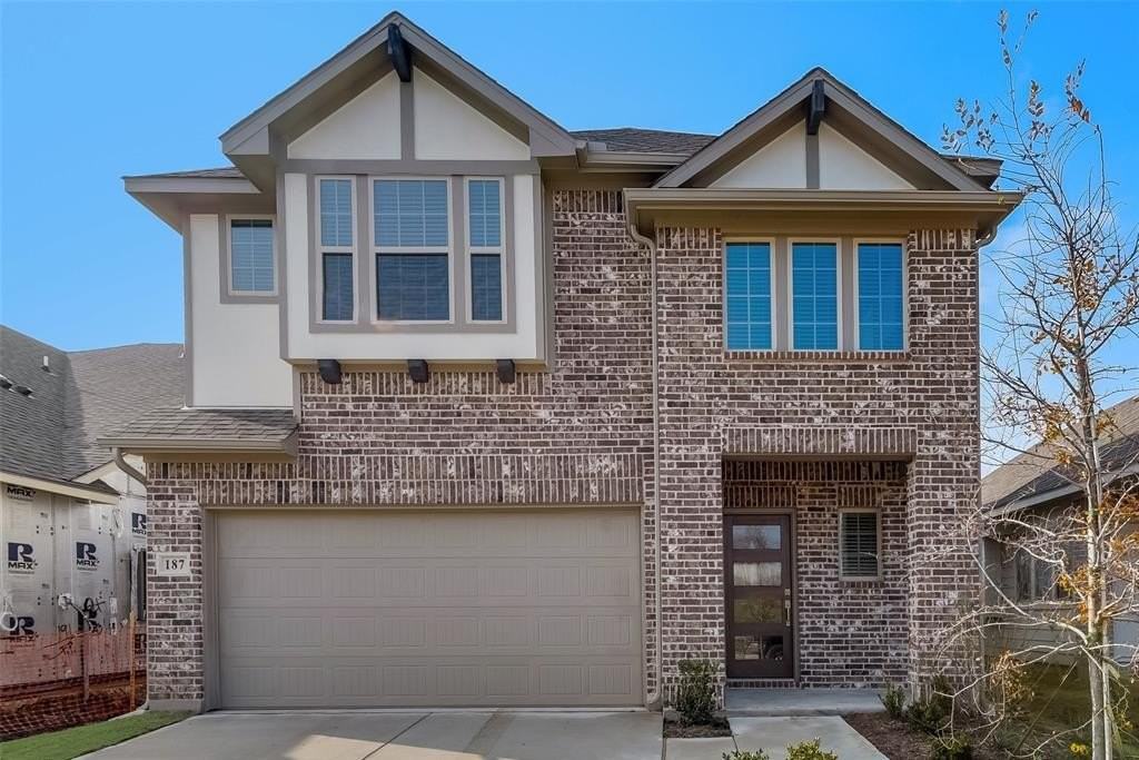 187 Town Park Ave - Photo 2 of 21