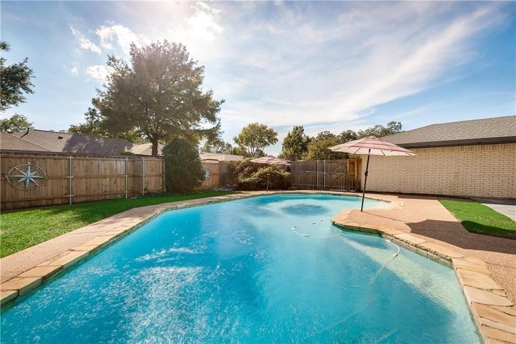 1900 Ports O Call Dr - Photo 3 of 16