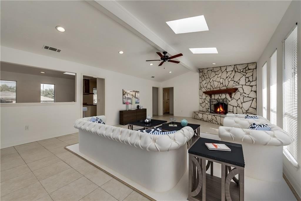 1900 Ports O Call Dr - Photo 7 of 16