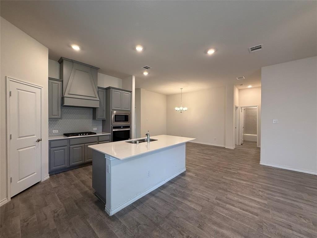 4124 Ellinger Dr - Photo 4 of 28