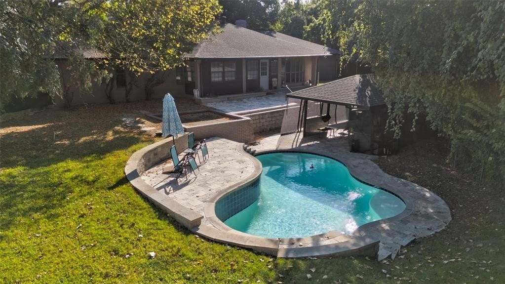 175 E Pleasant Run Rd - Photo 6 of 40