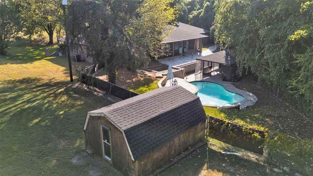 175 E Pleasant Run Rd - Photo 7 of 40