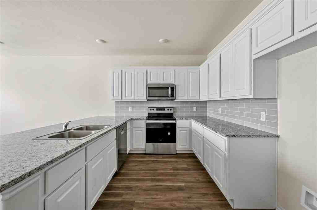 601 Thomas Street #1 - Photo 3 of 23