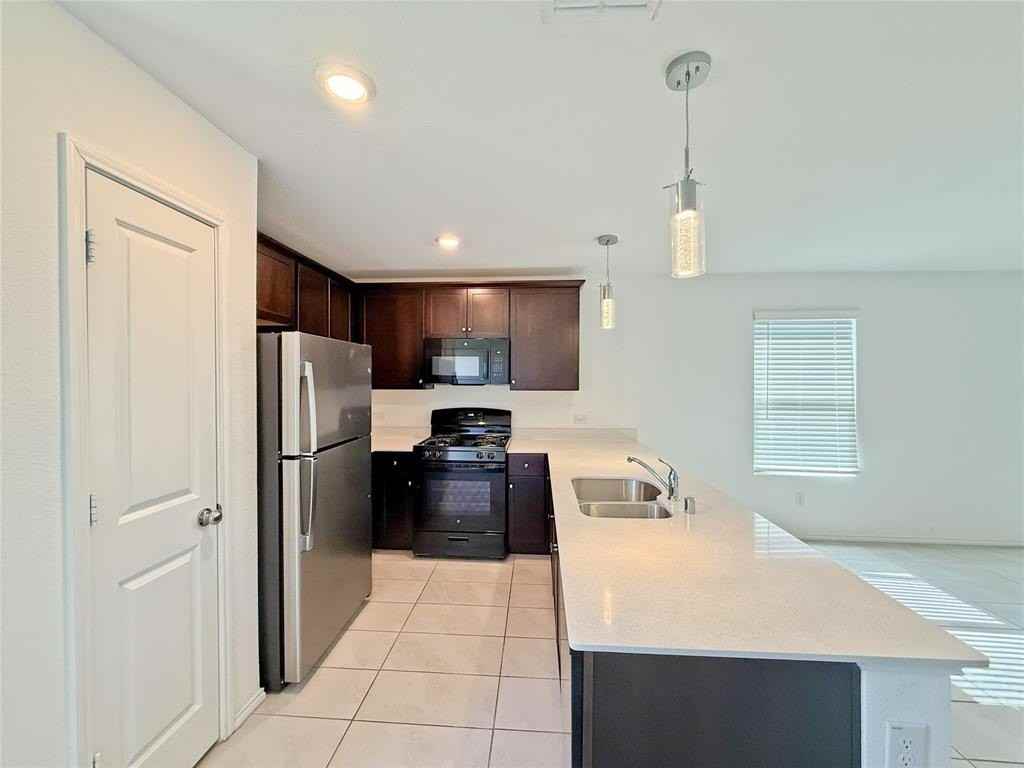 3701 Harper St - Photo 6 of 26