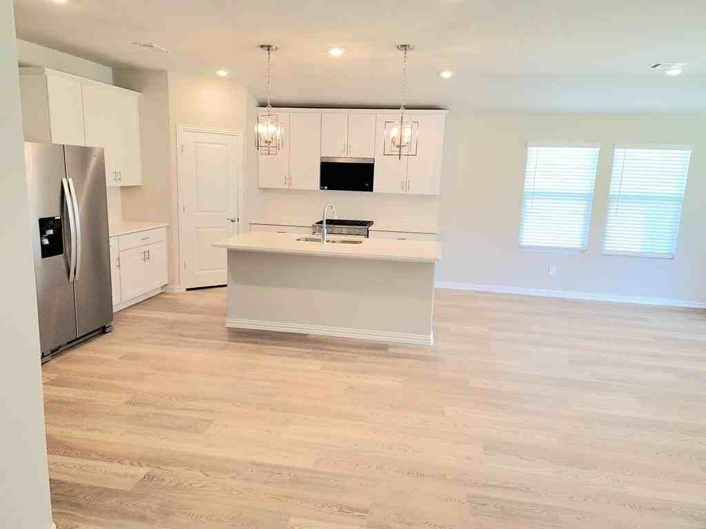 6628 Coyote Valley Trail - Photo 4 of 18