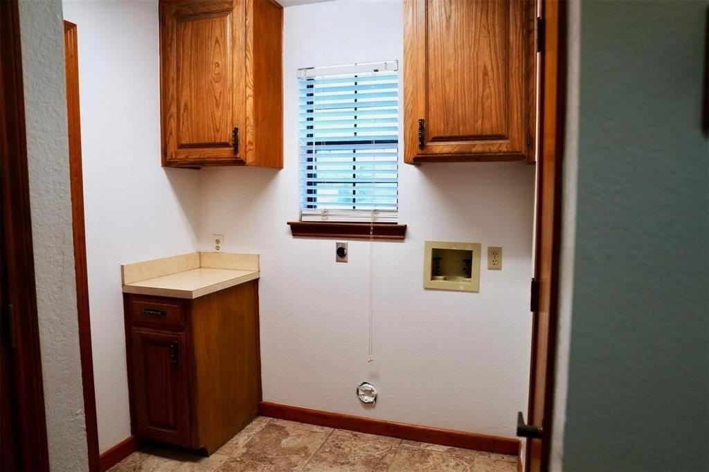 405 South Denton Avenue - Photo 5 of 12