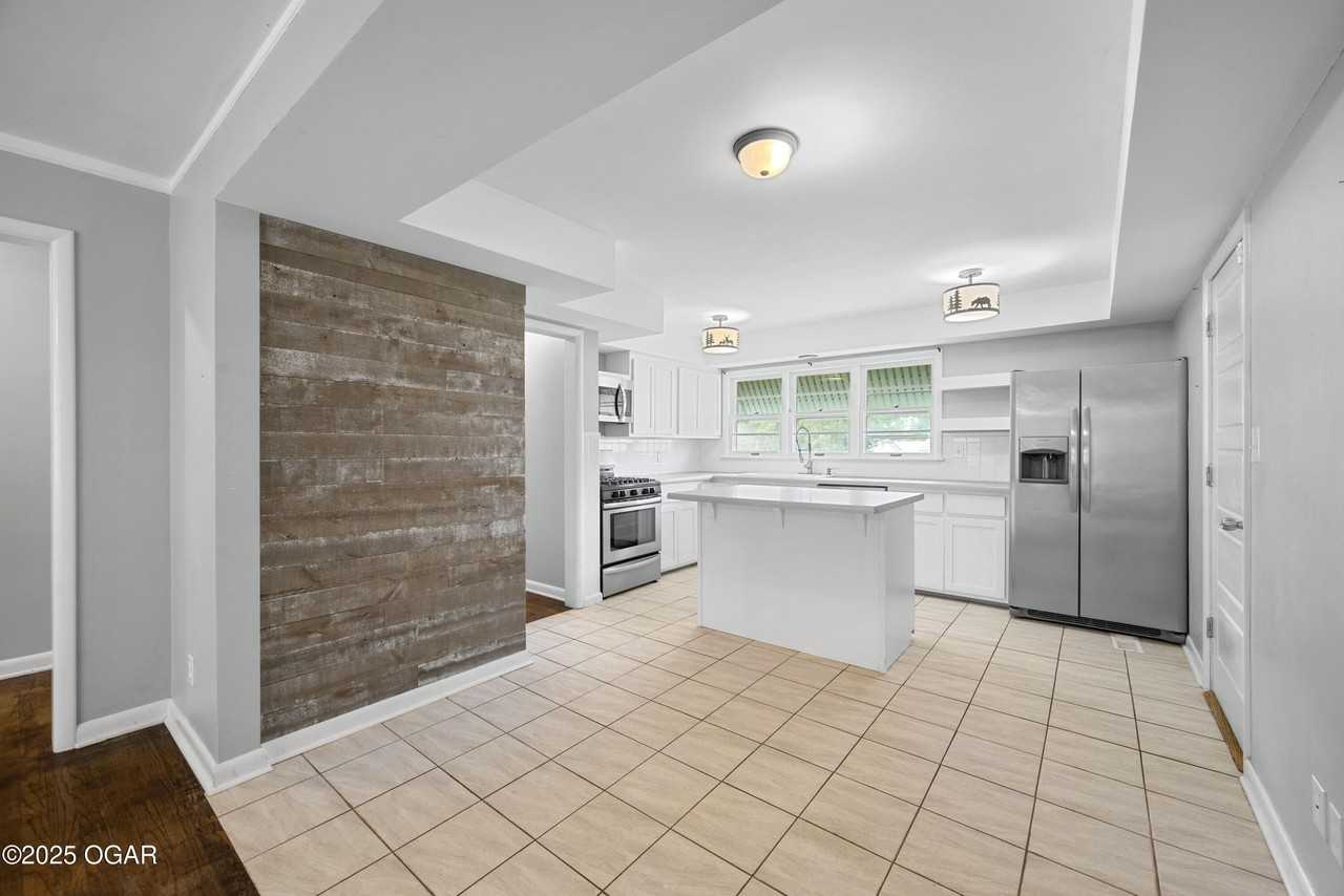 3010 Missouri Ave - Photo 6 of 20