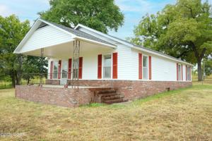 featured image of 2720 Douglas Fir Rd