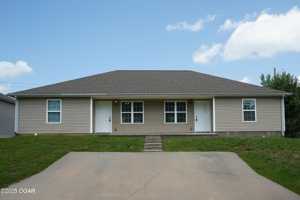 featured image of 1345 Robin Ln