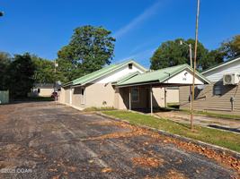 featured image of 1306 Iowa Ave Unit 1 #1