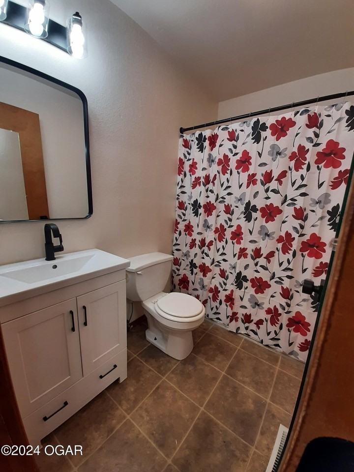 2315 Bird Avenue - Photo 4 of 9