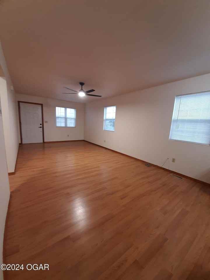 2315 Bird Avenue - Photo 5 of 9