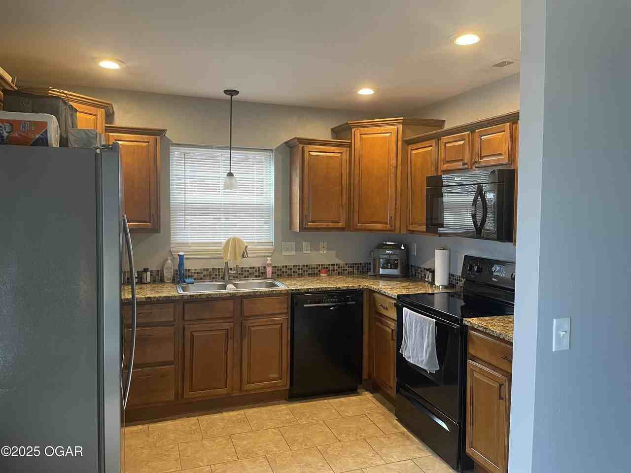 2716 South Adele Avenue - Photo 5 of 8