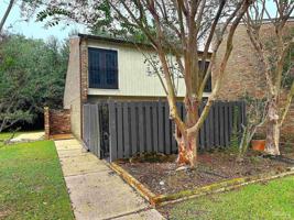 featured image of 4749 Huron Dr