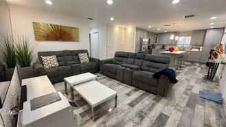 4751 Ne 10th Ave - Photo 1 of 1