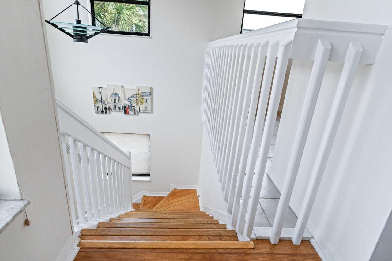 10910 Lakemore Ln #201 - Photo 6 of 50