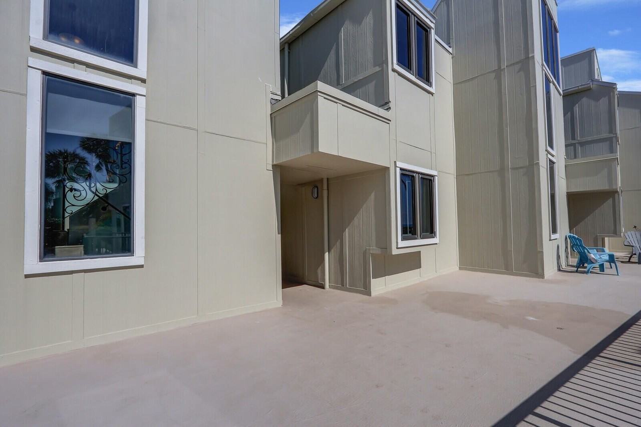 2051 Ne Ocean Blvd #A21 - Photo 2 of 35