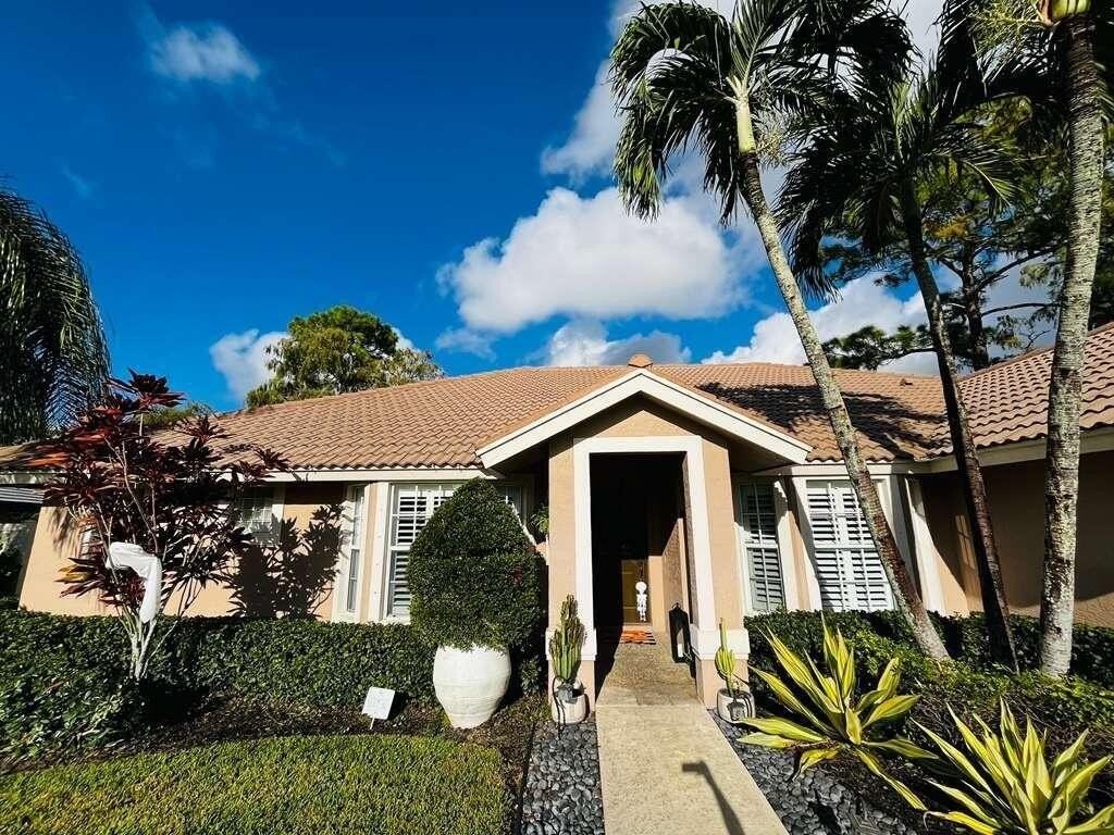 13566 Callington Dr - Photo 3 of 28