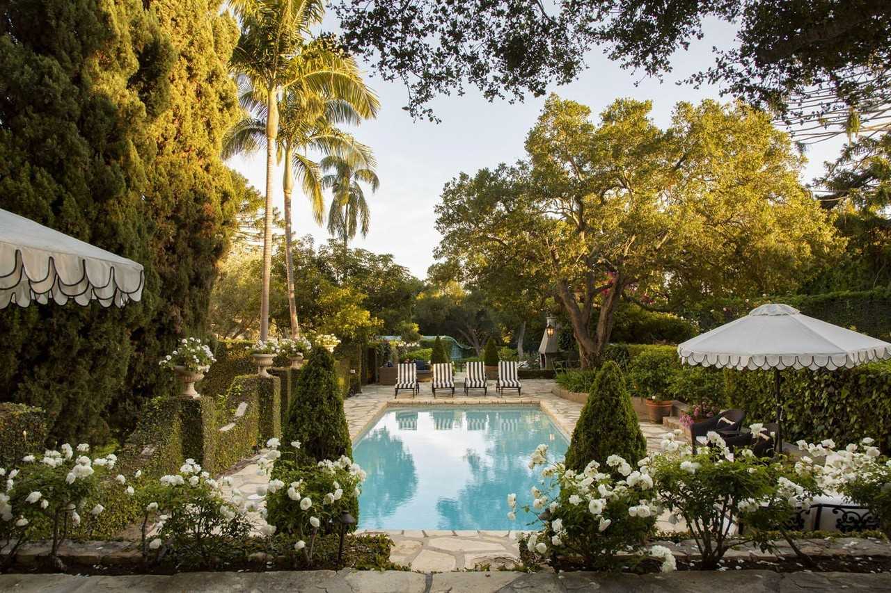 779 Ayala Ln - Photo 3 of 50