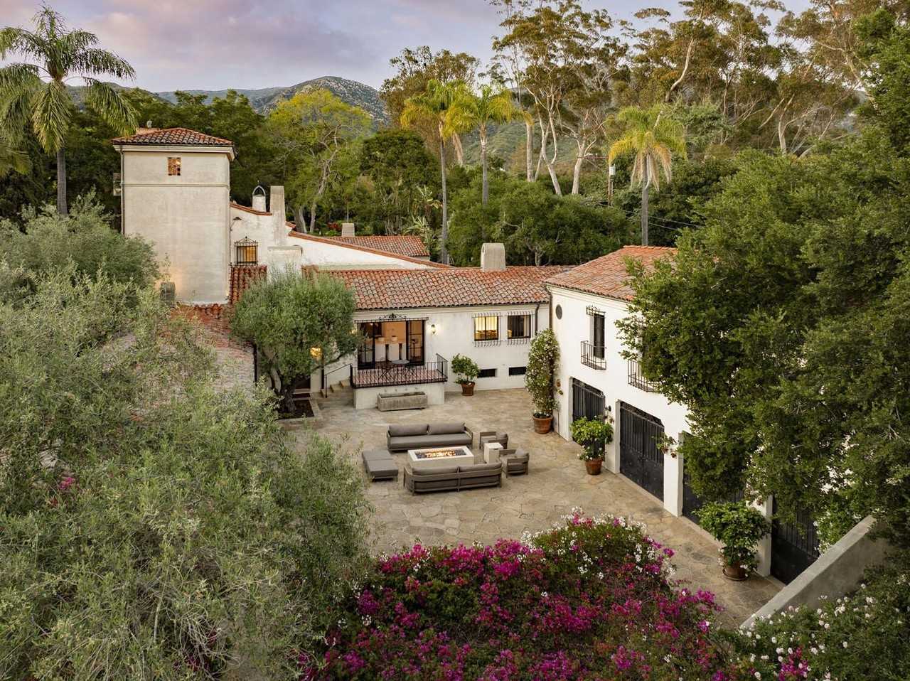 779 Ayala Ln - Photo 5 of 50