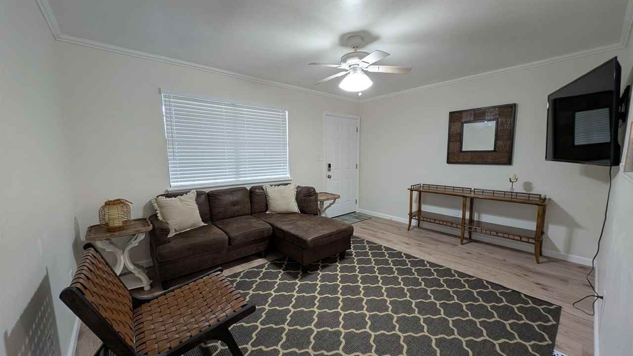 723 E Tennessee St Unit B #B - Photo 3 of 15