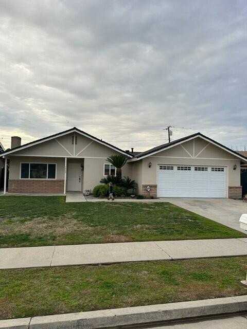 1237 Cabrillo Dr