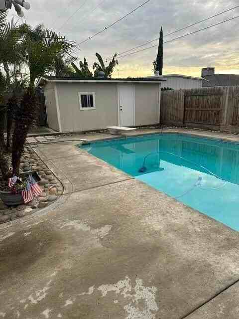 1237 Cabrillo Dr - Photo 2 of 21