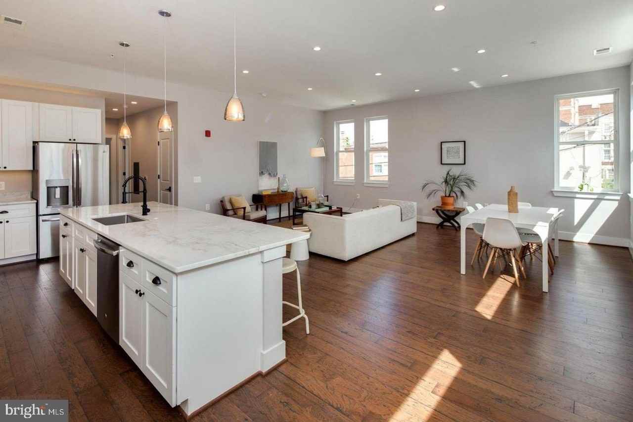 3542 Warder St Nw Apt 204 #204 - Photo 6 of 29