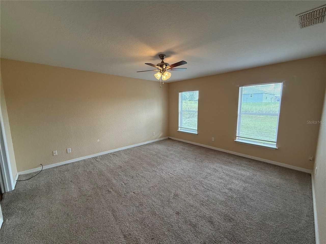 14938 Sw 26th Ln - Photo 4 of 20