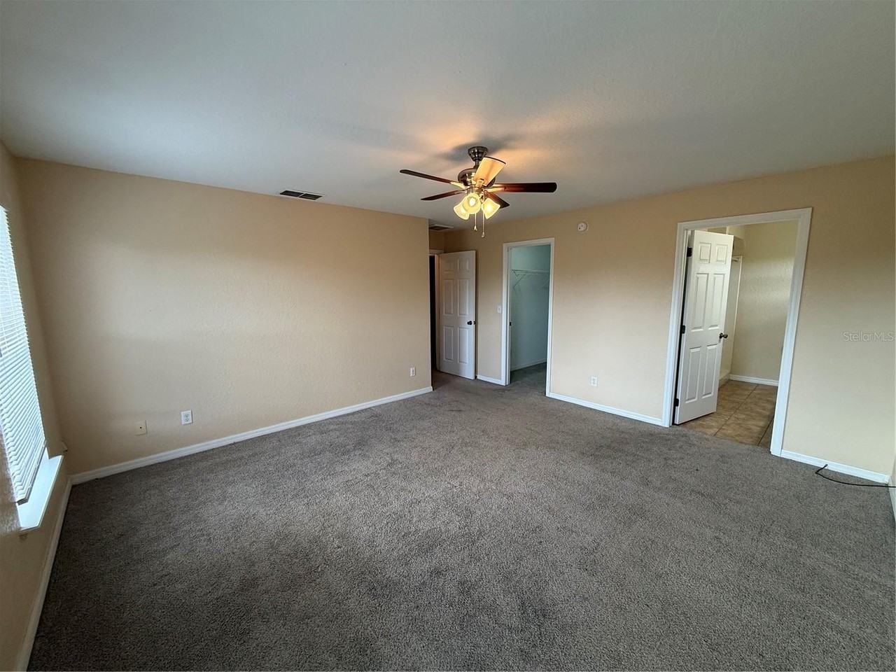 14938 Sw 26th Ln - Photo 5 of 20