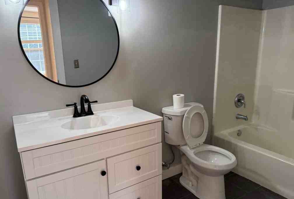 25 Crest St - Photo 5 of 10