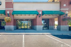 featured image of 1705 Se Meadowbrook Blvd