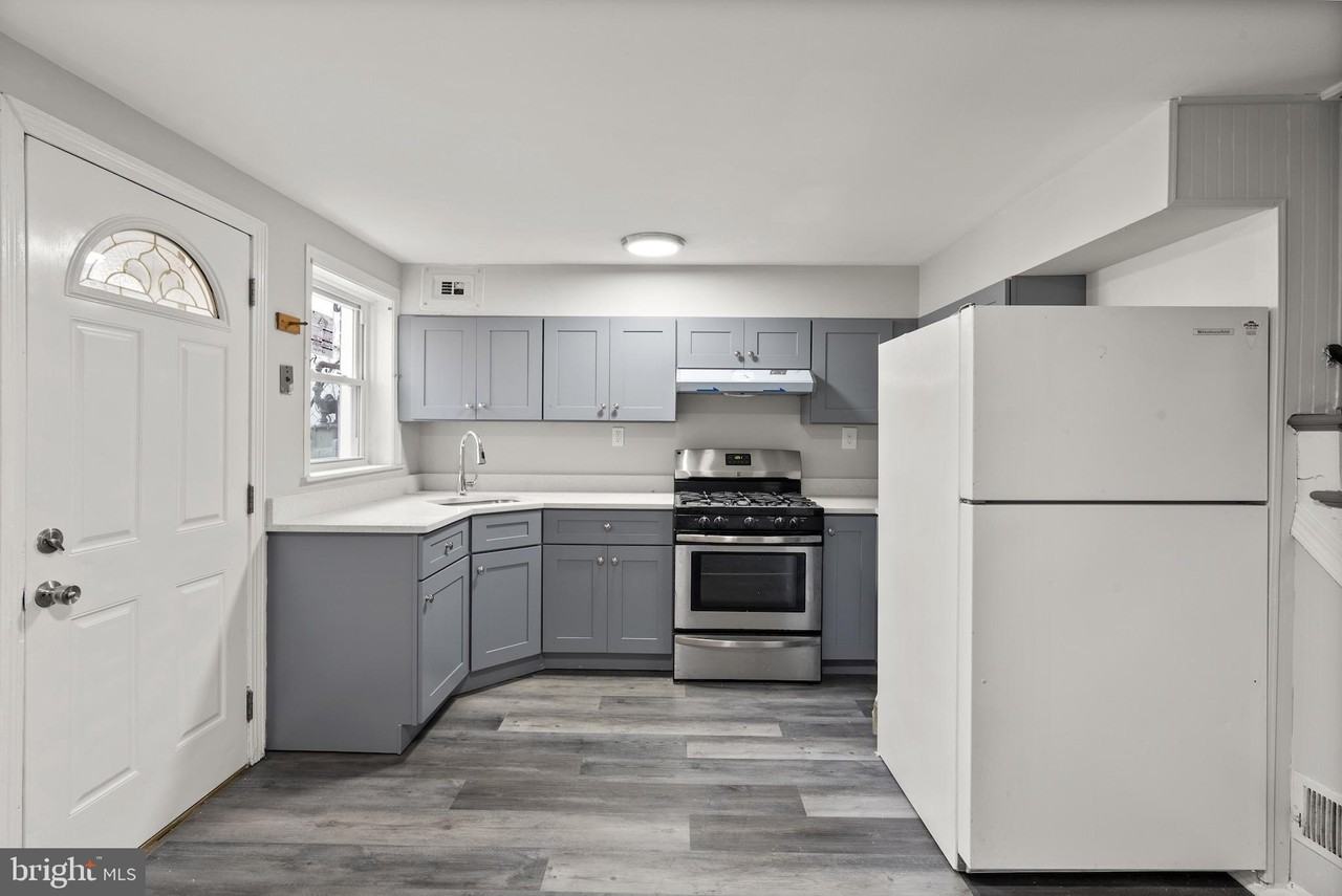 8059 Gray Haven Rd - Photo 6 of 22