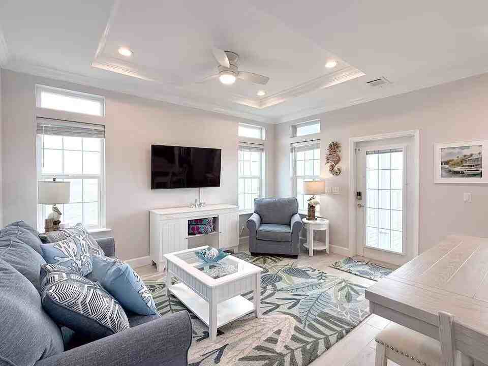 452 Ne Indian River Dr - Photo 6 of 26