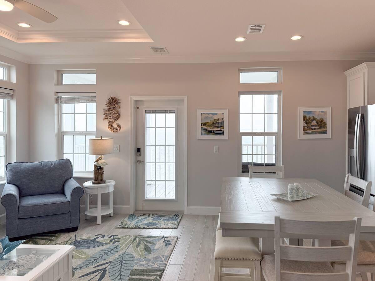 452 Ne Indian River Dr - Photo 7 of 26