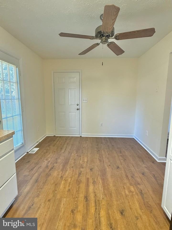 11516 Woodland View Drive - Photo 5 of 14