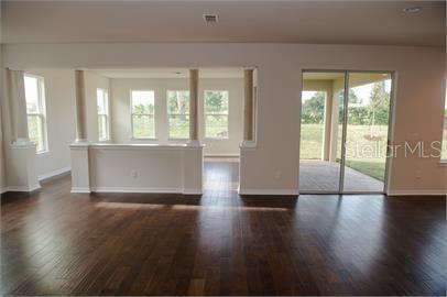 17361 Bal Harbour Dr - Photo 4 of 20