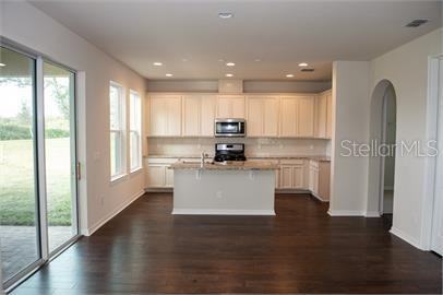 17361 Bal Harbour Dr - Photo 6 of 20